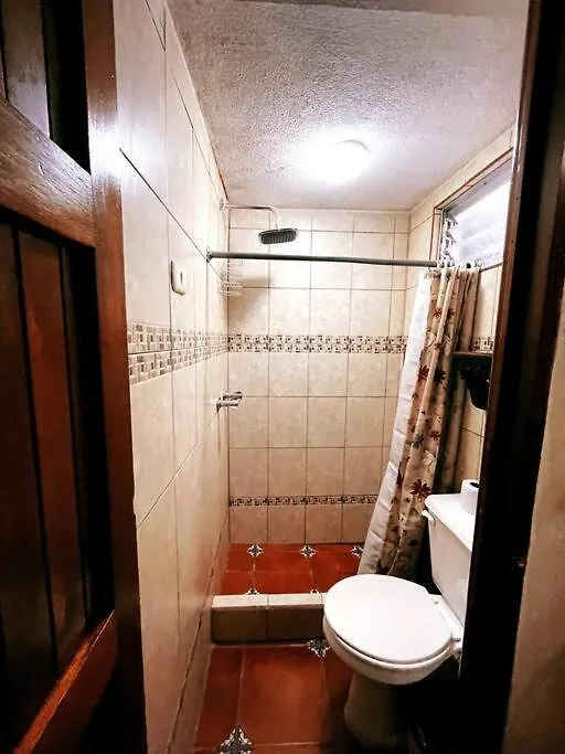 Apartamento Las Rosas, Comodo Y Centrico アンティグア・グアテマラ 0*,  グアテマラ